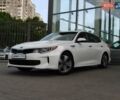 Белый Киа Оптима, объемом двигателя 2 л и пробегом 130 тыс. км за 16000 $, фото 32 на Automoto.ua