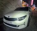 Білий Кіа Оптіма, об'ємом двигуна 2 л та пробігом 149 тис. км за 14013 $, фото 1 на Automoto.ua