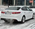 Белый Киа Оптима, объемом двигателя 2.36 л и пробегом 68 тыс. км за 10900 $, фото 1 на Automoto.ua
