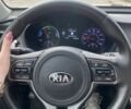 Білий Кіа Оптіма, об'ємом двигуна 2 л та пробігом 210 тис. км за 317 $, фото 4 на Automoto.ua