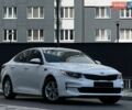 Білий Кіа Оптіма, об'ємом двигуна 2.36 л та пробігом 160 тис. км за 9999 $, фото 22 на Automoto.ua