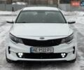 Білий Кіа Оптіма, об'ємом двигуна 2.4 л та пробігом 68 тис. км за 11700 $, фото 2 на Automoto.ua
