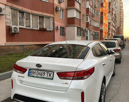 Белый Киа Оптима, объемом двигателя 2 л и пробегом 68 тыс. км за 16000 $, фото 41 на Automoto.ua