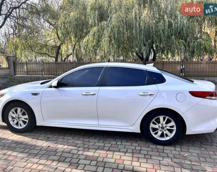 Білий Кіа Оптіма, об'ємом двигуна 2.4 л та пробігом 84 тис. км за 11499 $, фото 4 на Automoto.ua