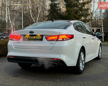 Белый Киа Оптима, объемом двигателя 2.4 л и пробегом 35 тыс. км за 16000 $, фото 6 на Automoto.ua