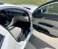 Білий Кіа Оптіма, об'ємом двигуна 2 л та пробігом 139 тис. км за 14900 $, фото 11 на Automoto.ua