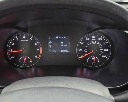 Білий Кіа Оптіма, об'ємом двигуна 2.36 л та пробігом 197 тис. км за 11000 $, фото 4 на Automoto.ua