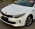Білий Кіа Оптіма, об'ємом двигуна 2 л та пробігом 136 тис. км за 15700 $, фото 1 на Automoto.ua