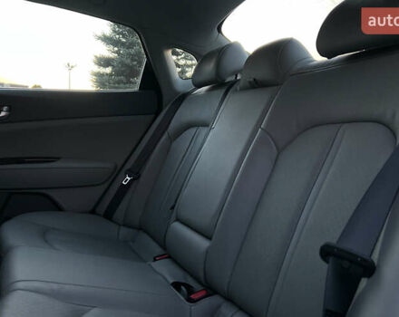 Белый Киа Оптима, объемом двигателя 2.4 л и пробегом 35 тыс. км за 16000 $, фото 21 на Automoto.ua