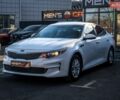 Білий Кіа Оптіма, об'ємом двигуна 2.36 л та пробігом 115 тис. км за 12000 $, фото 3 на Automoto.ua