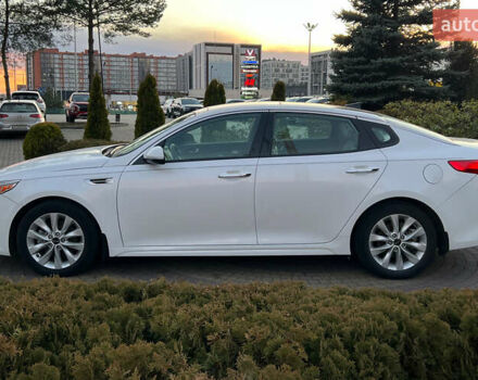 Белый Киа Оптима, объемом двигателя 2.4 л и пробегом 35 тыс. км за 16000 $, фото 3 на Automoto.ua