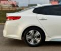 Білий Кіа Оптіма, об'ємом двигуна 2 л та пробігом 136 тис. км за 15700 $, фото 14 на Automoto.ua