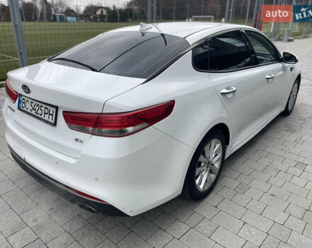 Белый Киа Оптима, объемом двигателя 2.36 л и пробегом 81 тыс. км за 13800 $, фото 5 на Automoto.ua