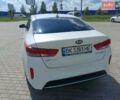 Білий Кіа Оптіма, об'ємом двигуна 2 л та пробігом 230 тис. км за 16950 $, фото 46 на Automoto.ua