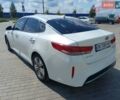 Білий Кіа Оптіма, об'ємом двигуна 2 л та пробігом 230 тис. км за 16950 $, фото 48 на Automoto.ua