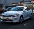 Білий Кіа Оптіма, об'ємом двигуна 2.36 л та пробігом 115 тис. км за 12000 $, фото 3 на Automoto.ua