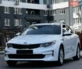 Білий Кіа Оптіма, об'ємом двигуна 2.36 л та пробігом 160 тис. км за 9999 $, фото 2 на Automoto.ua