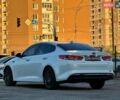Белый Киа Оптима, объемом двигателя 2.4 л и пробегом 160 тыс. км за 9800 $, фото 7 на Automoto.ua