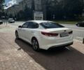 Белый Киа Оптима, объемом двигателя 2 л и пробегом 97 тыс. км за 15490 $, фото 6 на Automoto.ua