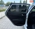 Білий Кіа Оптіма, об'ємом двигуна 2.36 л та пробігом 160 тис. км за 9999 $, фото 67 на Automoto.ua