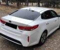 Белый Киа Оптима, объемом двигателя 2 л и пробегом 83 тыс. км за 9800 $, фото 6 на Automoto.ua