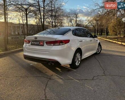 Белый Киа Оптима, объемом двигателя 2.4 л и пробегом 160 тыс. км за 8000 $, фото 4 на Automoto.ua