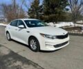 Білий Кіа Оптіма, об'ємом двигуна 2.4 л та пробігом 70 тис. км за 2500 $, фото 2 на Automoto.ua