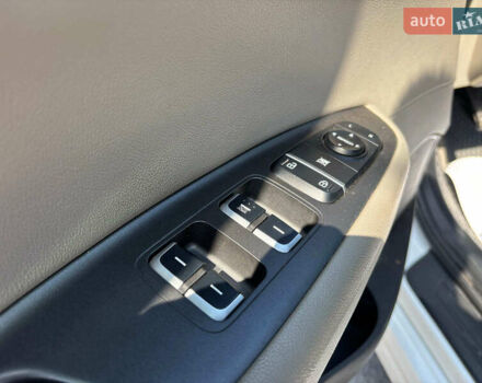 Белый Киа Оптима, объемом двигателя 2.4 л и пробегом 160 тыс. км за 11490 $, фото 15 на Automoto.ua