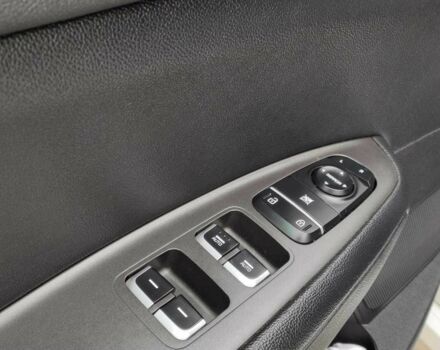 Белый Киа Оптима, объемом двигателя 2 л и пробегом 83 тыс. км за 9800 $, фото 14 на Automoto.ua