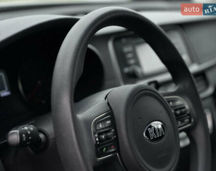 Белый Киа Оптима, объемом двигателя 2.36 л и пробегом 132 тыс. км за 10700 $, фото 10 на Automoto.ua