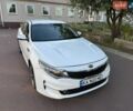 Білий Кіа Оптіма, об'ємом двигуна 2.4 л та пробігом 160 тис. км за 8700 $, фото 1 на Automoto.ua
