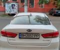 Белый Киа Оптима, объемом двигателя 2 л и пробегом 125 тыс. км за 16000 $, фото 1 на Automoto.ua