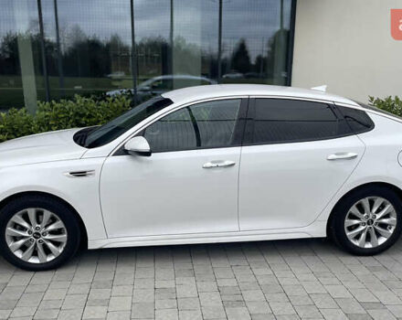 Белый Киа Оптима, объемом двигателя 2.36 л и пробегом 81 тыс. км за 13800 $, фото 2 на Automoto.ua