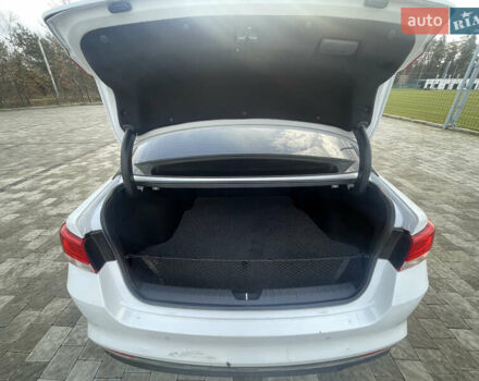 Белый Киа Оптима, объемом двигателя 2.36 л и пробегом 81 тыс. км за 13800 $, фото 20 на Automoto.ua