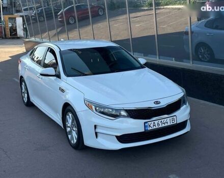 Киа Оптима 2017 в Киеве на Automoto.ua Белый Киа Оптима, объемом двигателя 2.4 л и пробегом 241 тыс. км за 9200 $, фото 1 на Automoto.ua
