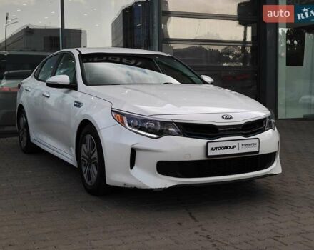Белый Киа Оптима, объемом двигателя 2 л и пробегом 130 тыс. км за 16000 $, фото 18 на Automoto.ua