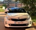 Белый Киа Оптима, объемом двигателя 2 л и пробегом 169 тыс. км за 12000 $, фото 1 на Automoto.ua