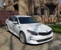 Білий Кіа Оптіма, об'ємом двигуна 2.39 л та пробігом 60 тис. км за 12000 $, фото 2 на Automoto.ua