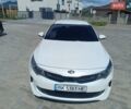 Білий Кіа Оптіма, об'ємом двигуна 2 л та пробігом 230 тис. км за 16950 $, фото 36 на Automoto.ua