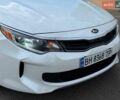 Білий Кіа Оптіма, об'ємом двигуна 2 л та пробігом 200 тис. км за 12700 $, фото 7 на Automoto.ua