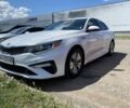 Білий Кіа Оптіма, об'ємом двигуна 2 л та пробігом 139 тис. км за 14900 $, фото 1 на Automoto.ua