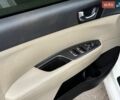 Білий Кіа Оптіма, об'ємом двигуна 2 л та пробігом 200 тис. км за 12700 $, фото 9 на Automoto.ua