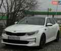 Белый Киа Оптима, объемом двигателя 2.36 л и пробегом 132 тыс. км за 10700 $, фото 1 на Automoto.ua