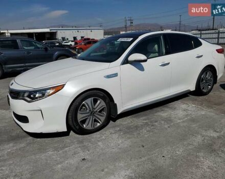 Білий Кіа Оптіма, об'ємом двигуна 2 л та пробігом 130 тис. км за 2600 $, фото 4 на Automoto.ua