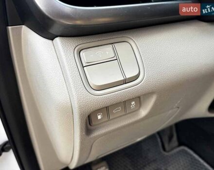 Белый Киа Оптима, объемом двигателя 2.4 л и пробегом 160 тыс. км за 8000 $, фото 18 на Automoto.ua