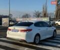 Белый Киа Оптима, объемом двигателя 2.36 л и пробегом 170 тыс. км за 10900 $, фото 3 на Automoto.ua