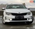 Белый Киа Оптима, объемом двигателя 2.4 л и пробегом 68 тыс. км за 12400 $, фото 3 на Automoto.ua