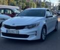 Киа Оптима 2017 в Киеве на Automoto.ua Белый Киа Оптима, объемом двигателя 2.4 л и пробегом 241 тыс. км за 9200 $, фото 3 на Automoto.ua