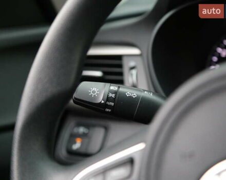 Кіа Оптіма 2017 у Києві на Automoto.ua Білий Кіа Оптіма, об'ємом двигуна 2.4 л та пробігом 115 тис. км за 12900 $, фото 23 на Automoto.ua