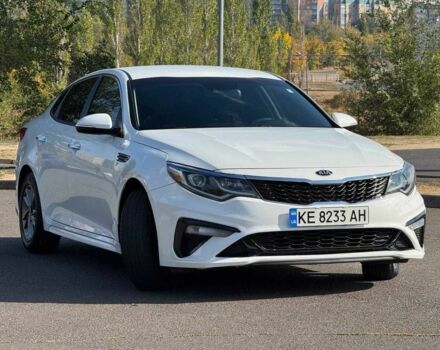 Білий Кіа Оптіма, об'ємом двигуна 2.4 л та пробігом 120 тис. км за 10200 $, фото 2 на Automoto.ua